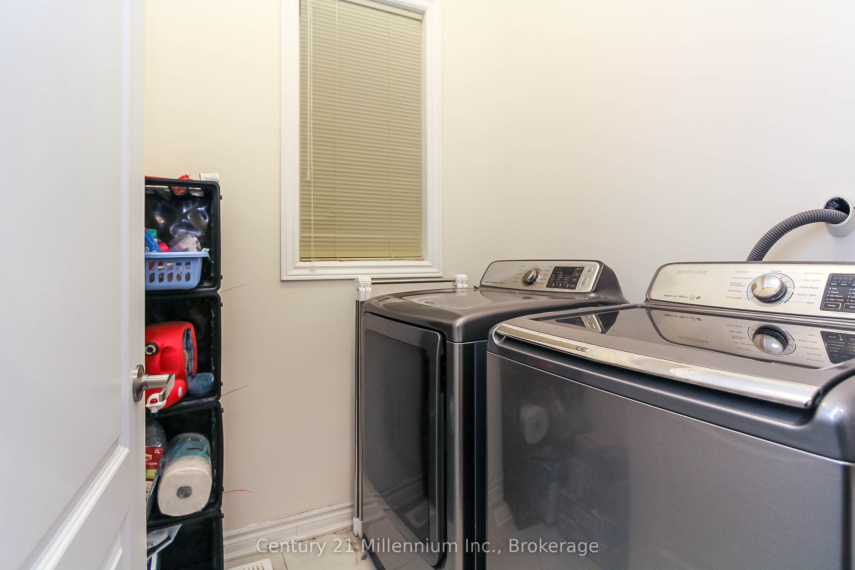 36 Farwell Avenue, Wasaga Beach, ON L9Z 0H3 photo 5