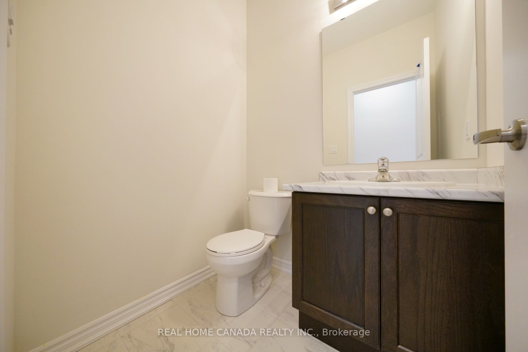 24 Durham Avenue, Barrie, ON L9S 2Z8 photo 5