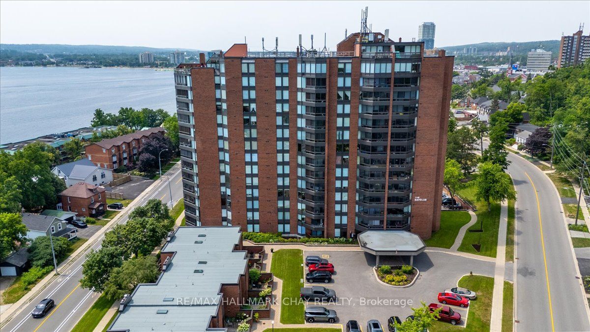 181 Collier Street 202, Barrie, ON L4M 5L6