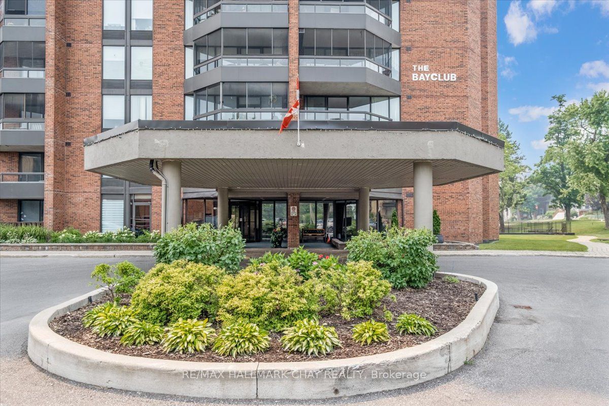 181 Collier Street 202, Barrie, ON L4M 5L6 photo 3