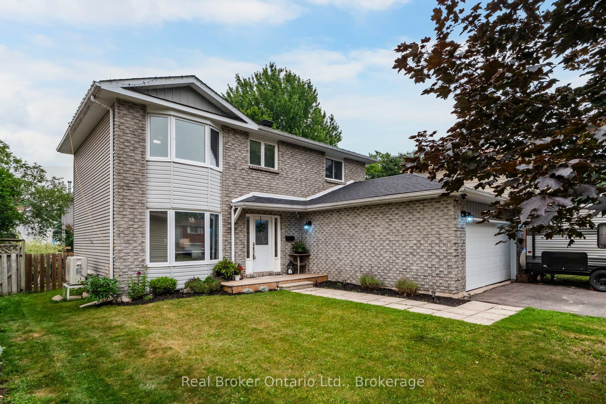 163 Woodland Drive, Midland, ON L4R 4C9 photo 2