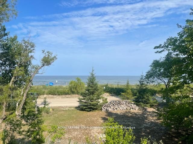 274 Coastline Drive Unit A, Wasaga Beach, ON L7B 0A9 photo 2