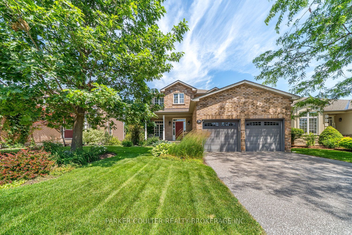 26 Stanley Street, Barrie, ON L4M 6V2 photo 2