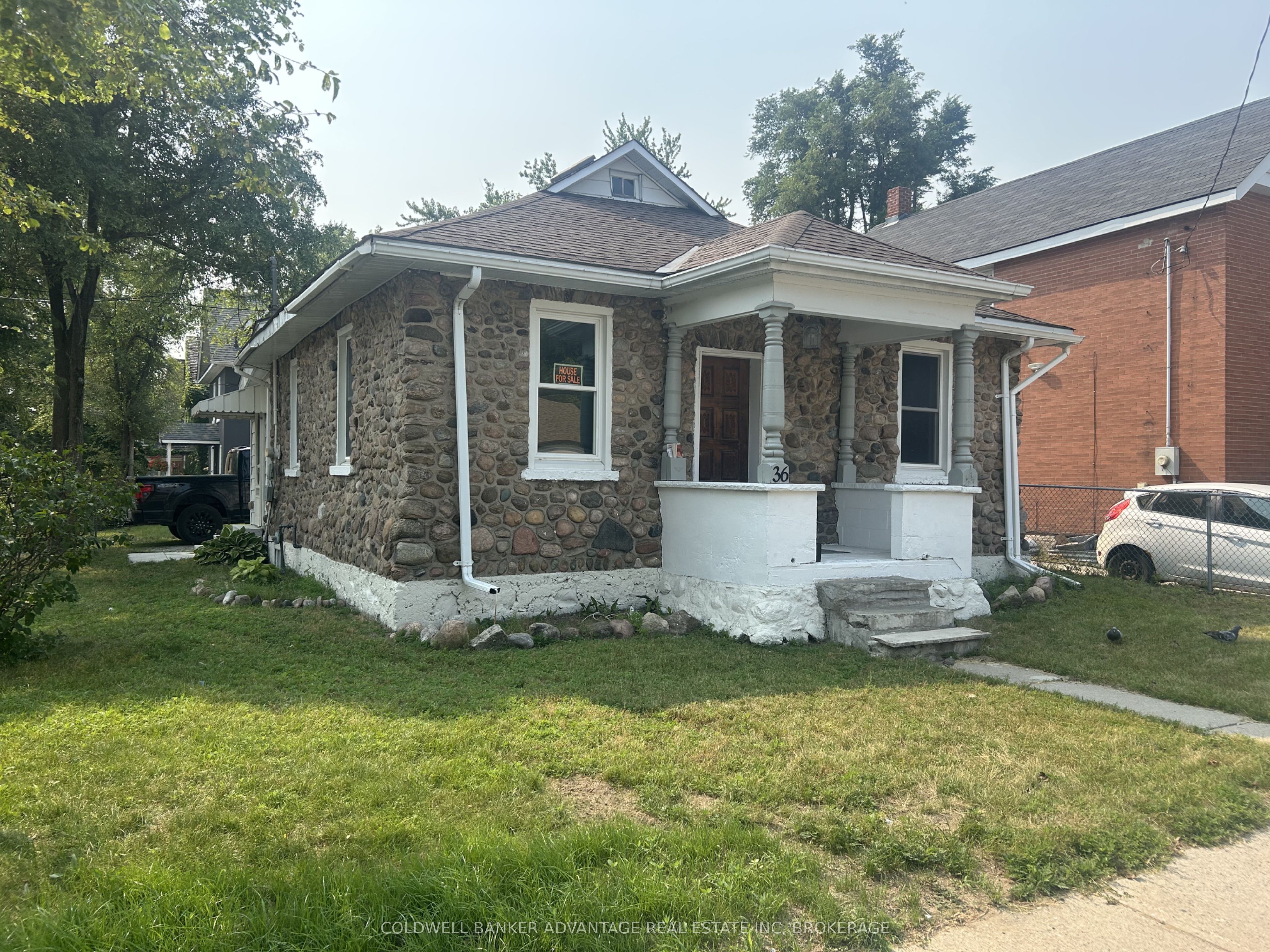 36 Sanford Street, Barrie, ON L4N 3C2 photo 5