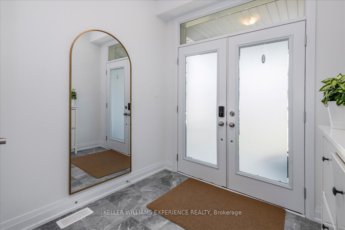 77 Alaskan Heights, Barrie, ON L9J 0H9 photo 3