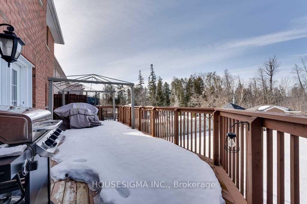 129 Gore Drive, Barrie, ON L4N 0A8 photo 4