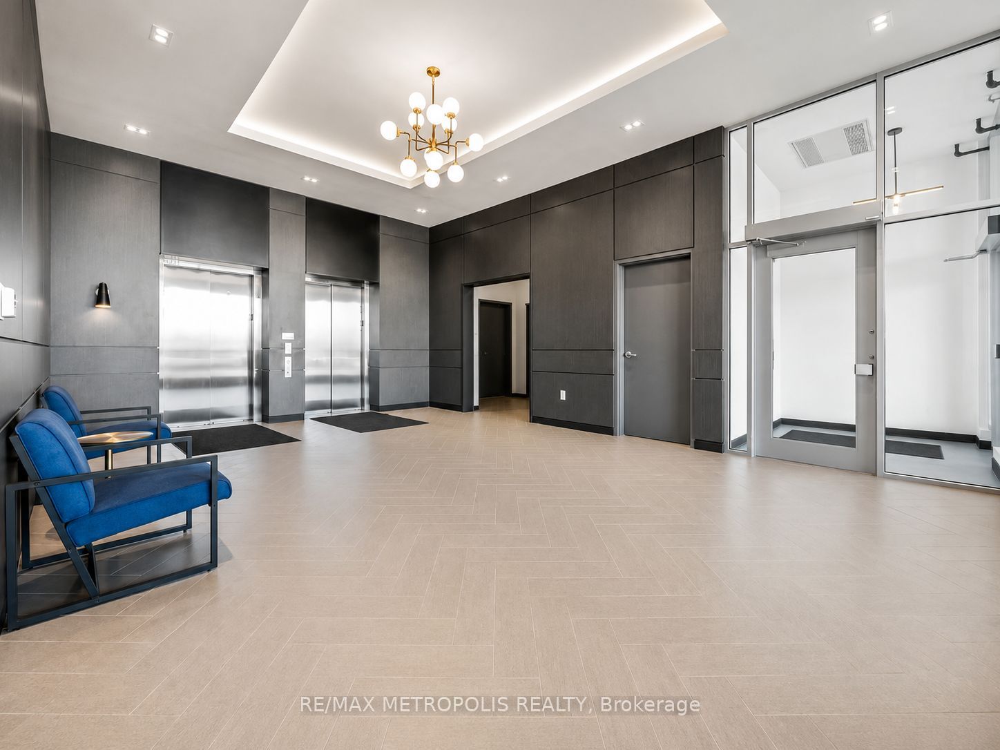 430 Essa Road 422, Barrie, ON L9J 0M1 photo 2