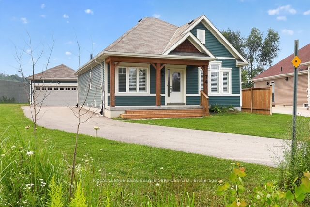 74 Robert Street S, Wasaga Beach, ON L9Z 2Y2 photo 2