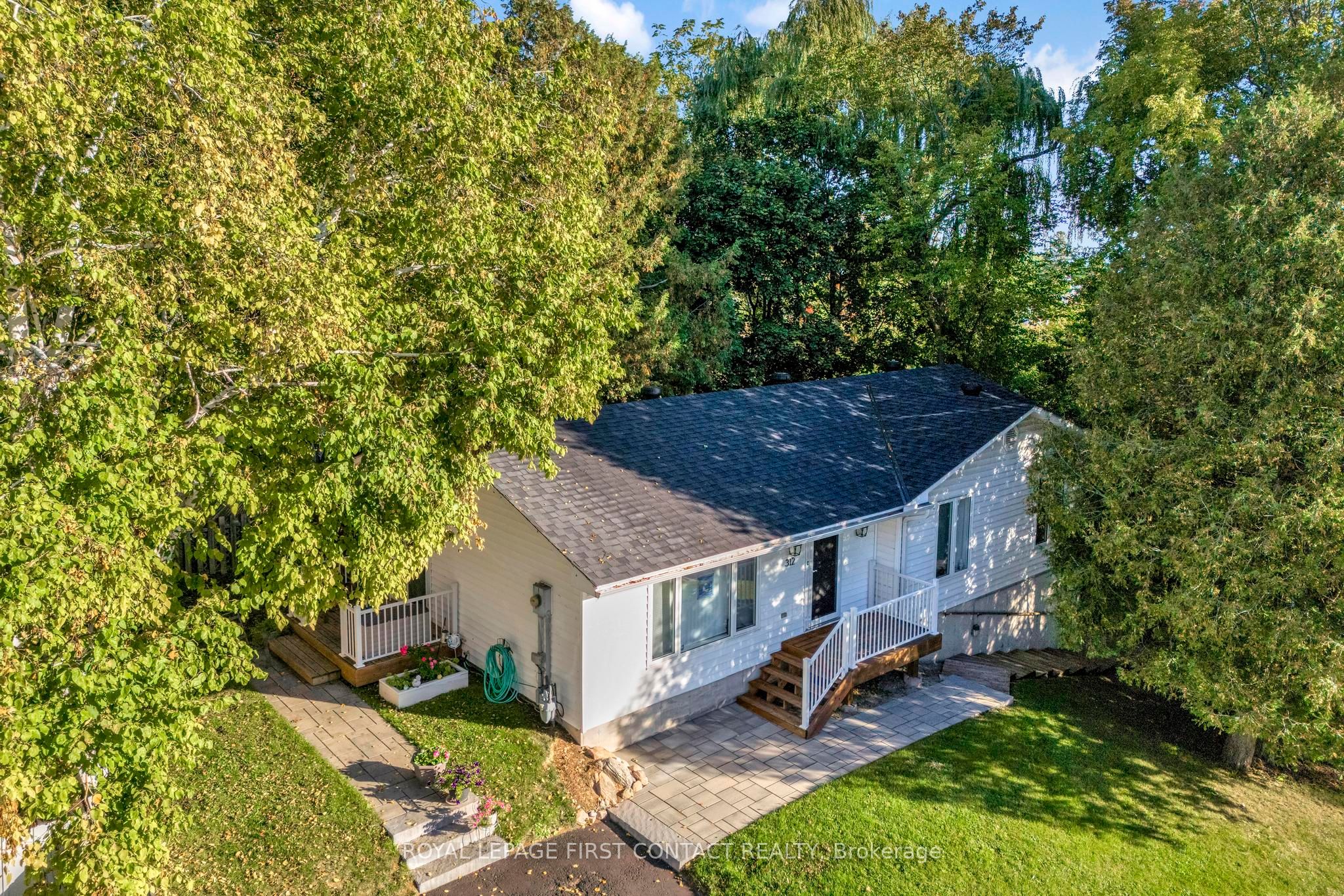 312 Barnett Avenue, Midland, ON L4R 4Z8