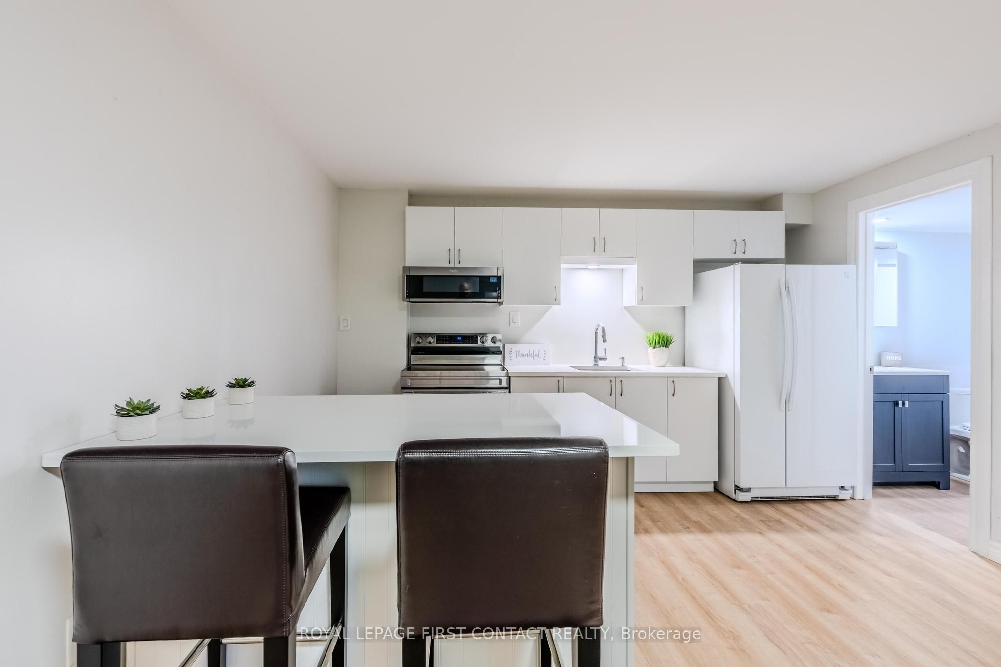 312 Barnett Avenue, Midland, ON L4R 4Z8 photo 5