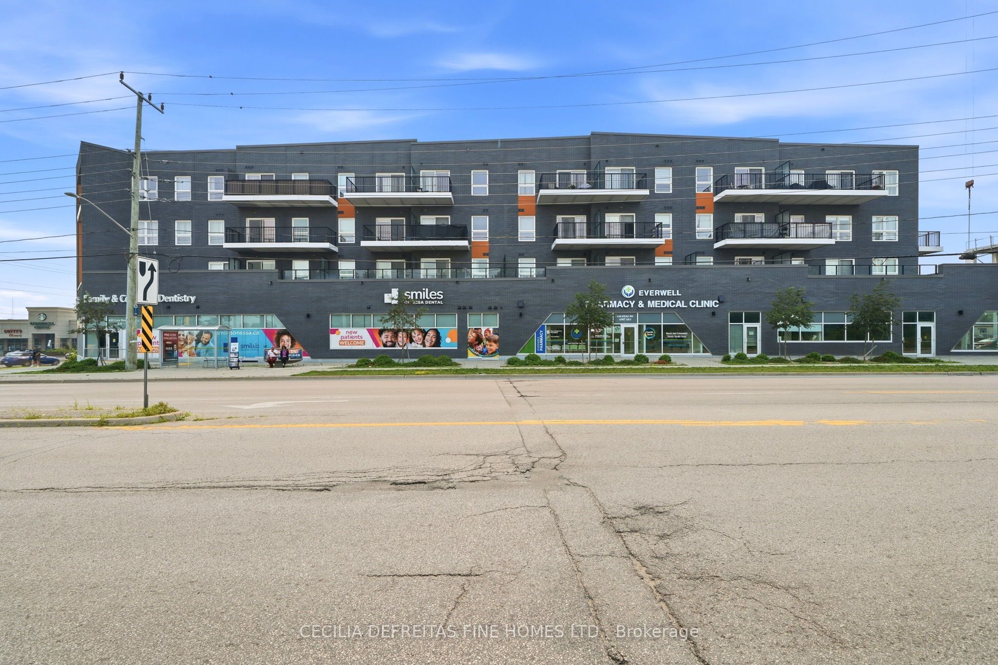 430 Essa Road 314, Barrie, ON L9J 0M1 photo 2