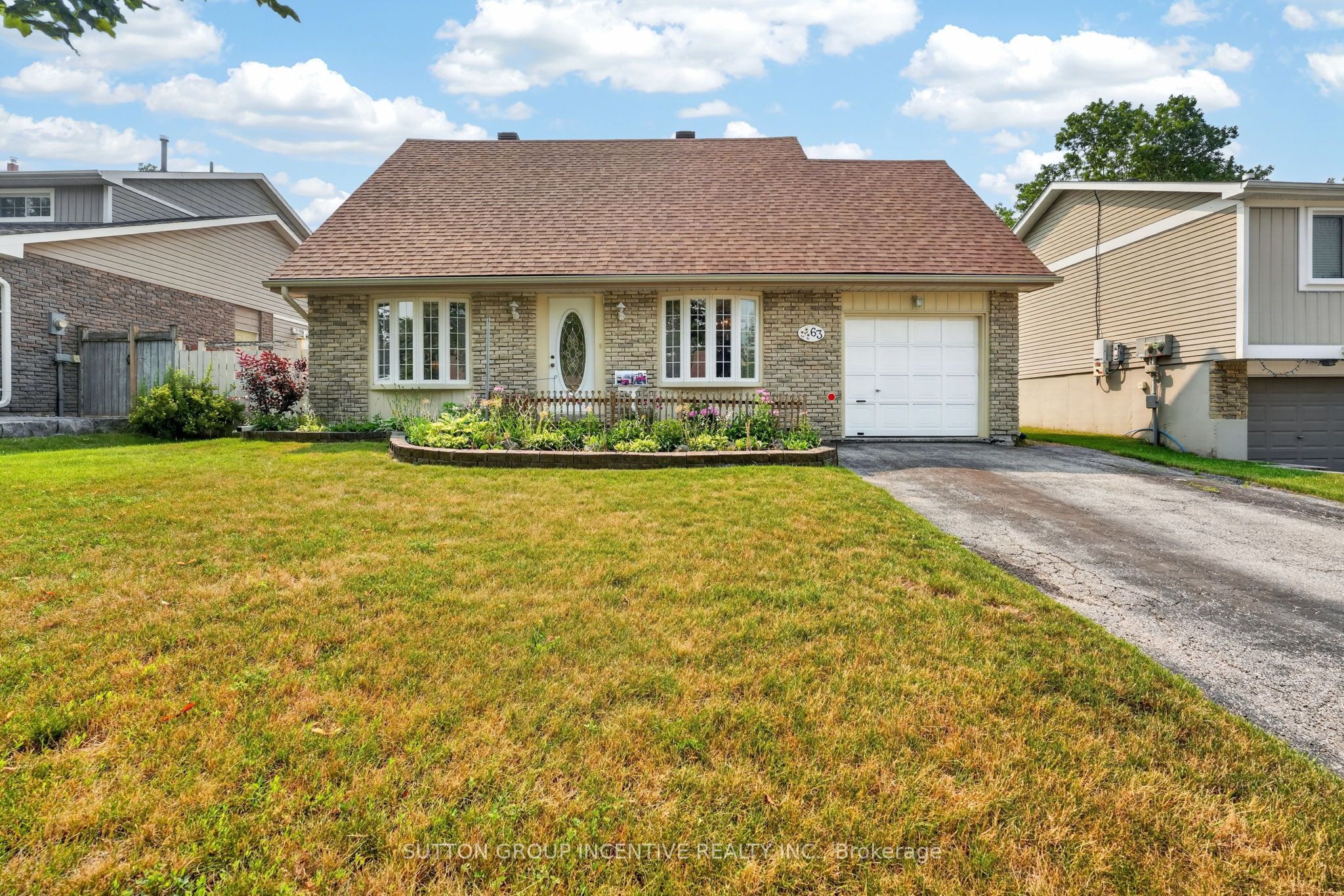 63 Heather Street, Barrie, ON L4N 4M9 photo 2