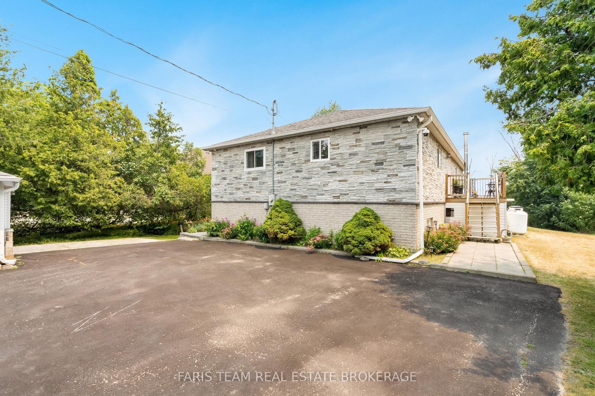 93 Silver Birch Crescent, Tay, ON L0K 1R0 photo 5