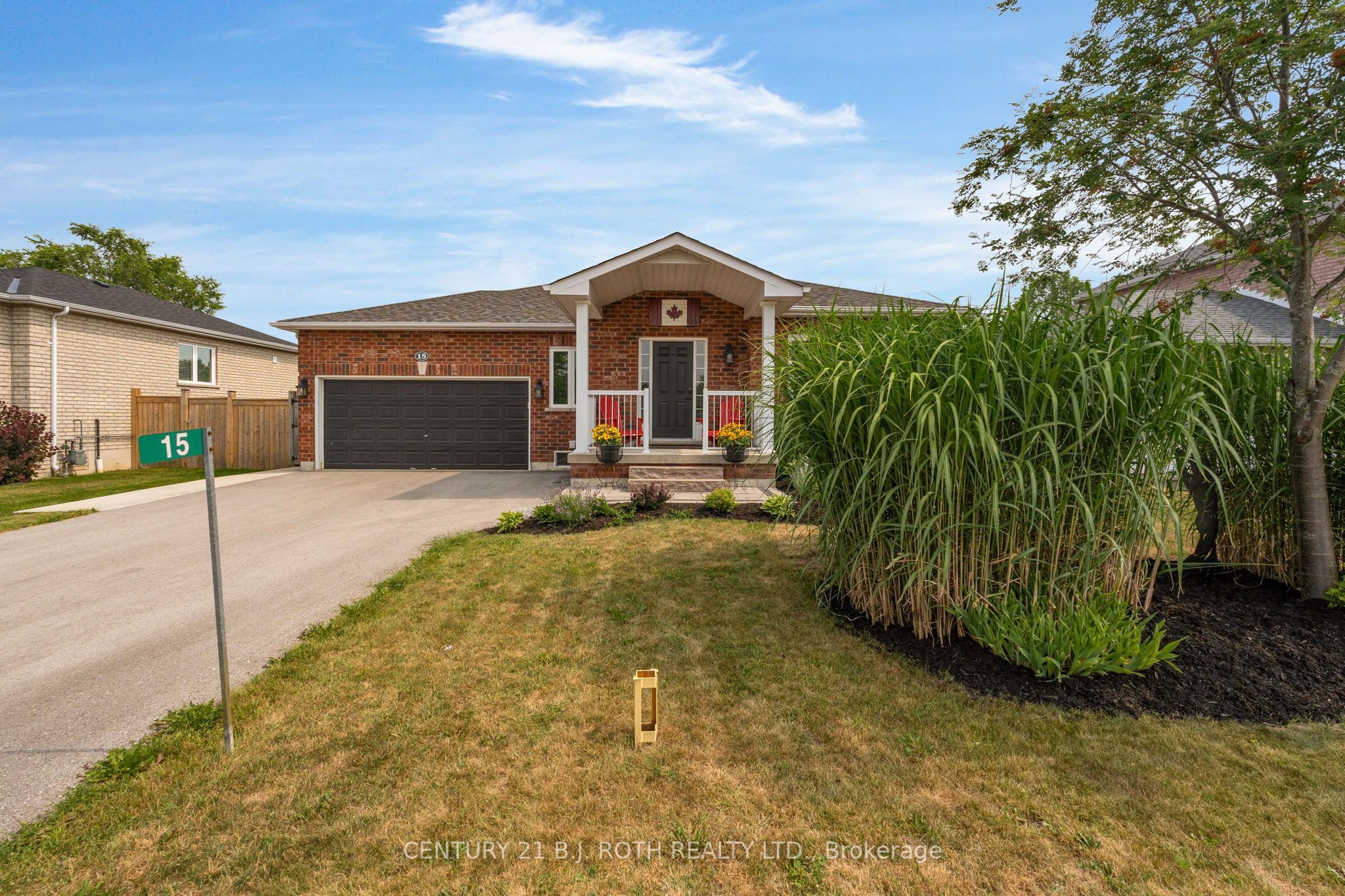 15 Corbett Street, Springwater, ON L0L 1P0