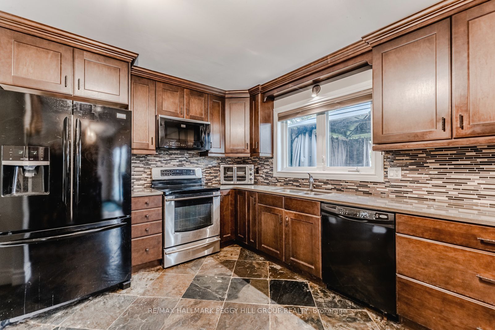 7 Sandlewood Trail, Ramara, ON L0K 1B0 photo 4
