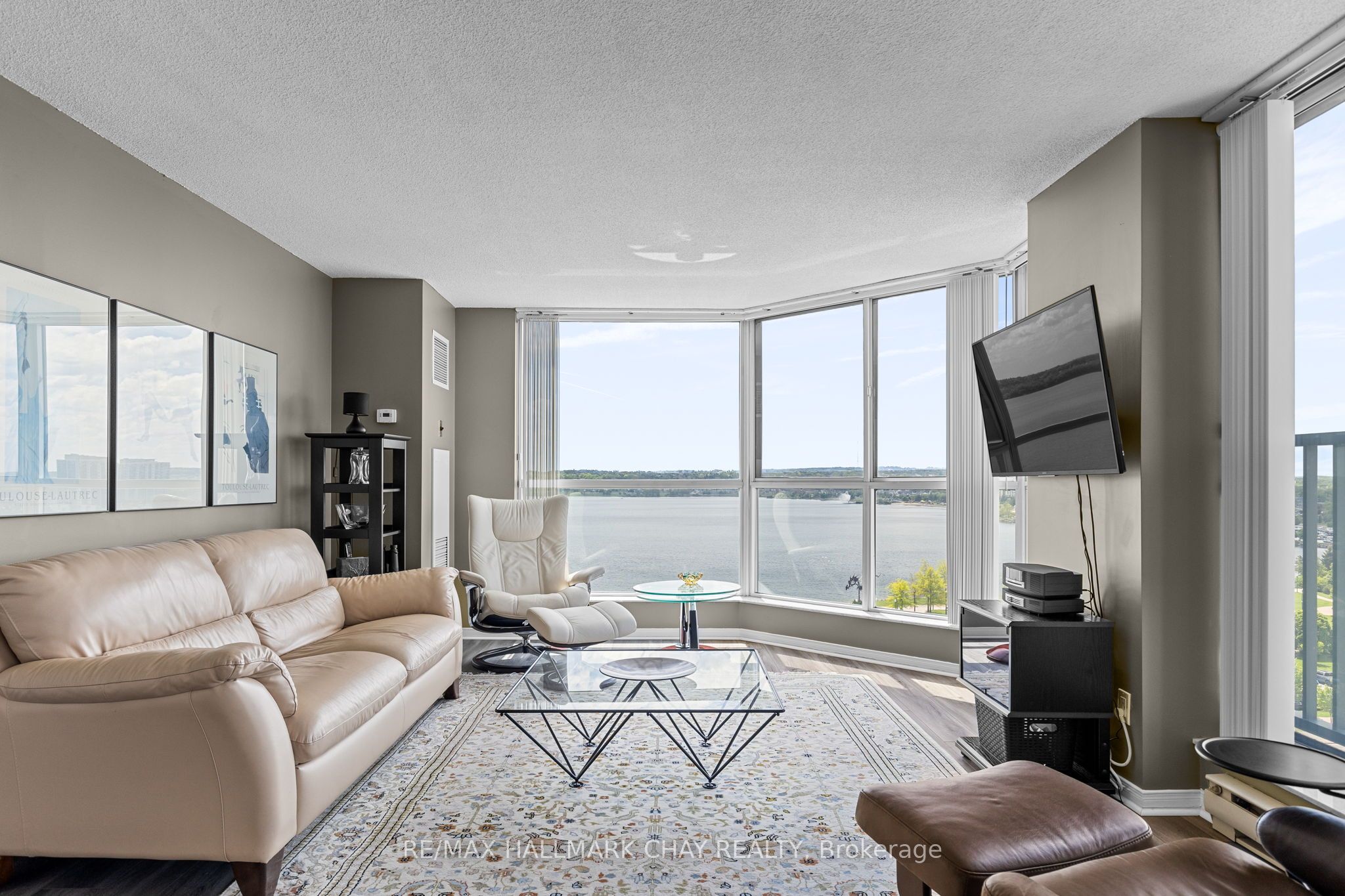 140 Dunlop Street E 906, Barrie, ON L4M 6H9 photo 4