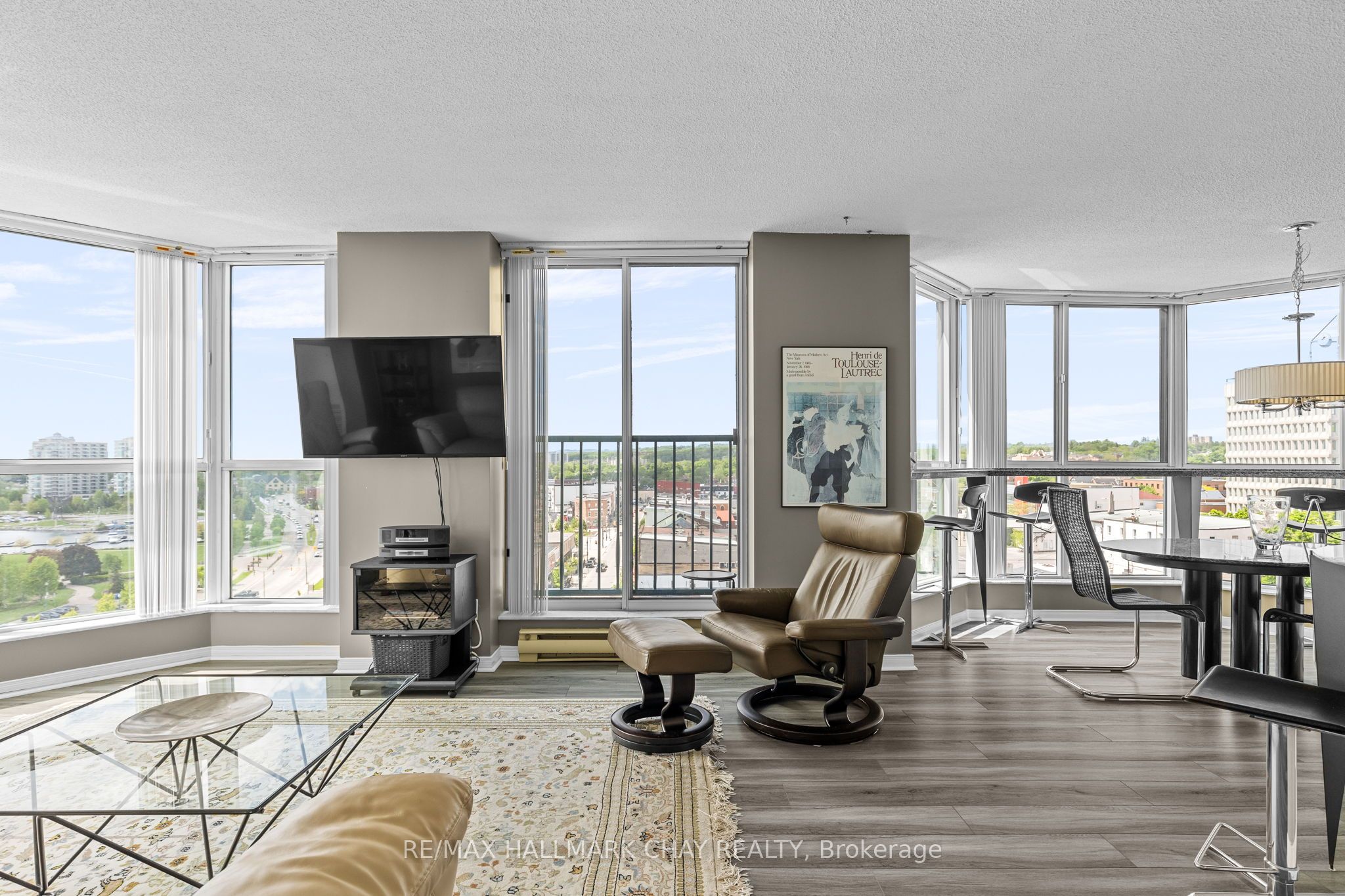 140 Dunlop Street E 906, Barrie, ON L4M 6H9 photo 5