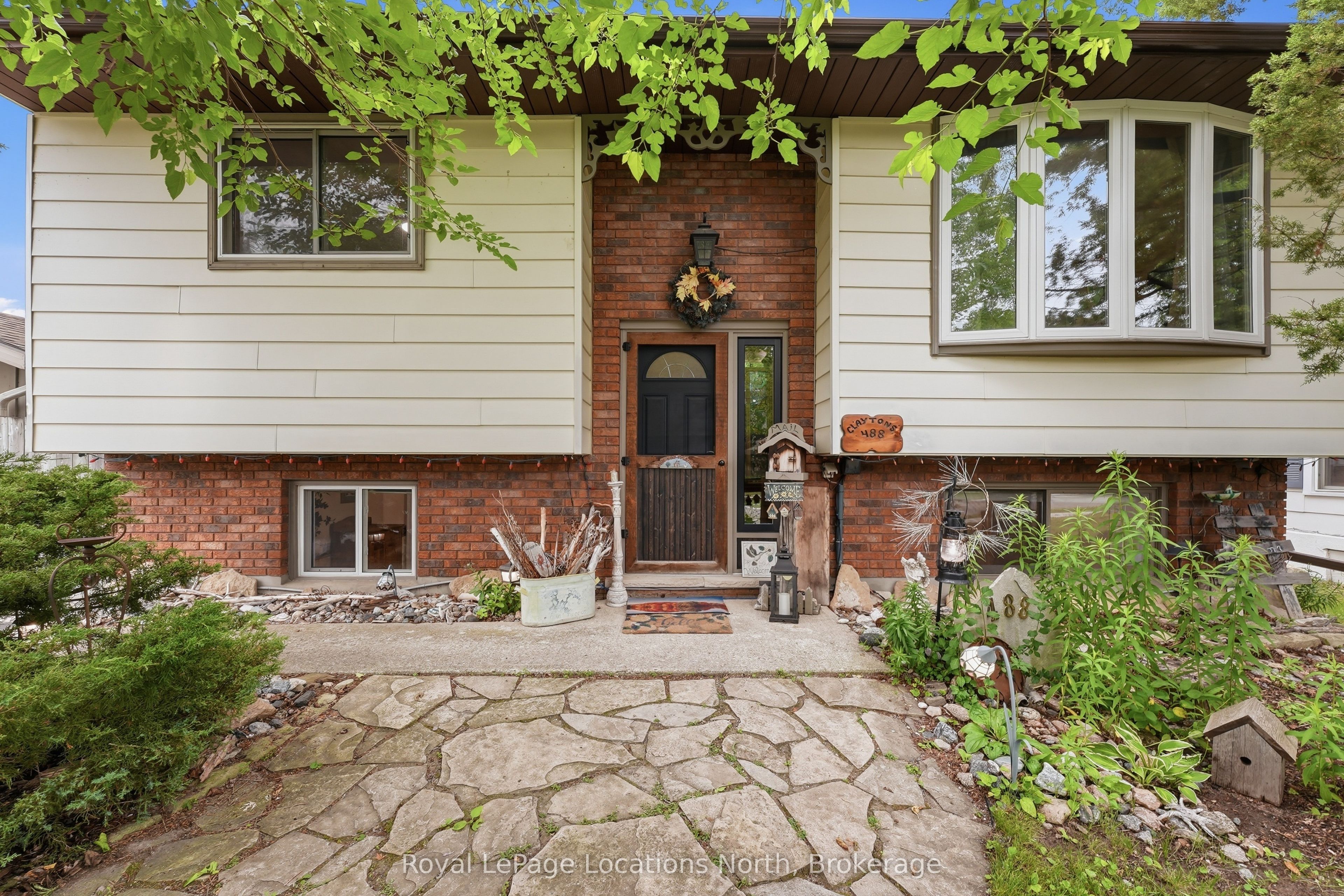 488 Maple Street, Collingwood, ON L9Y 2S5 photo 2