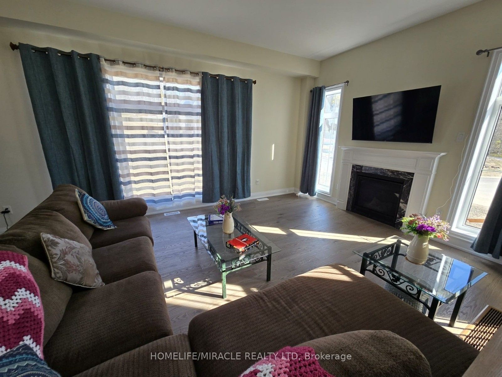 6 Aldwinckle Avenue, Oro-Medonte, ON L0L 2L0