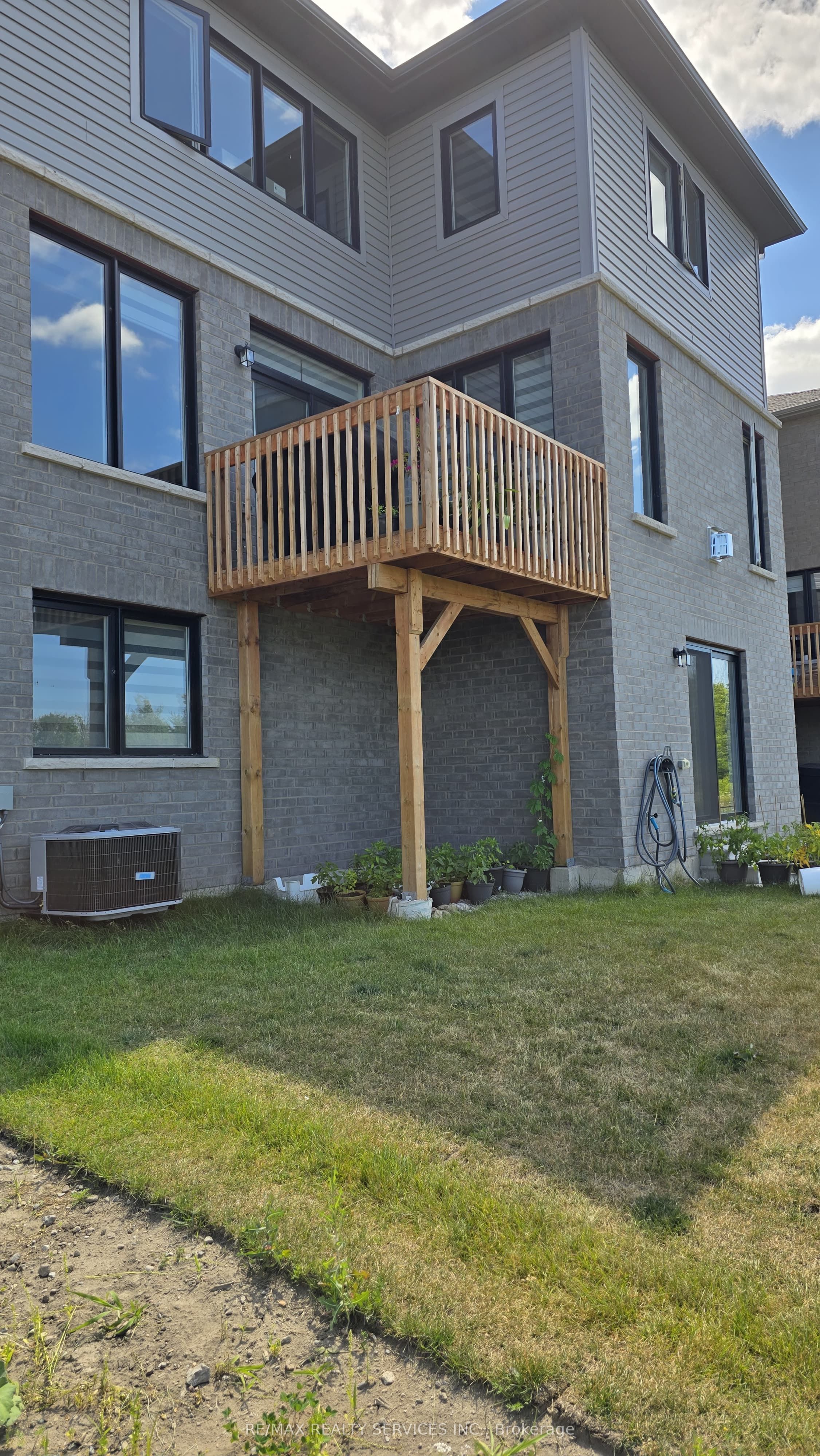 148 Thicketwood Avenue, Barrie, ON L9J 0W8 photo 3