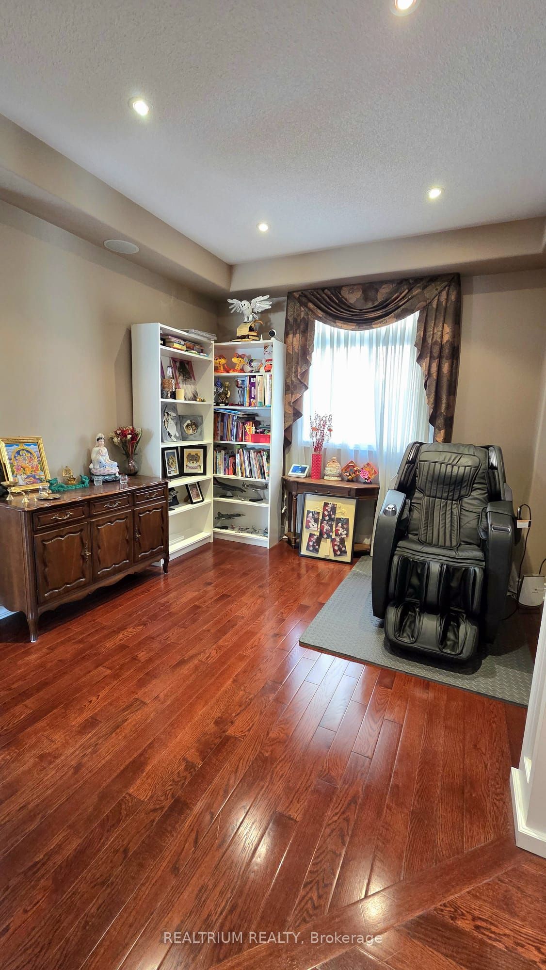 63 WESTMINSTER Circle, Barrie, ON L4M 0A5 photo 4