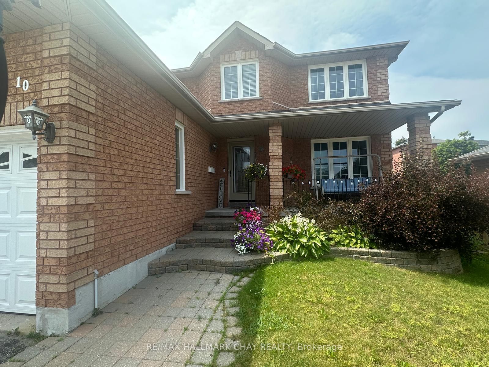 10 Longman Drive, Barrie, ON L4N 7E5 photo 2