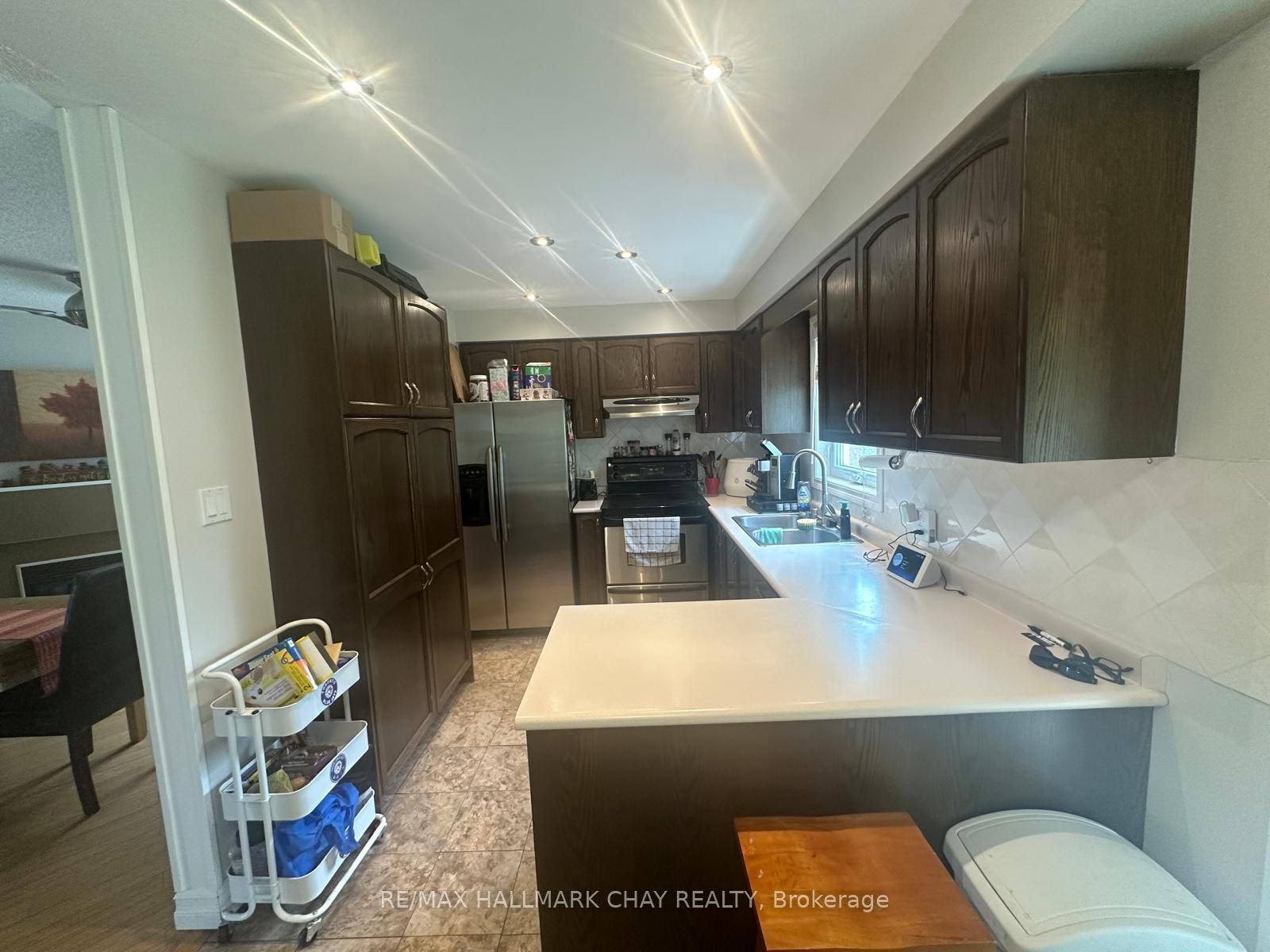 10 Longman Drive, Barrie, ON L4N 7E5 photo 4