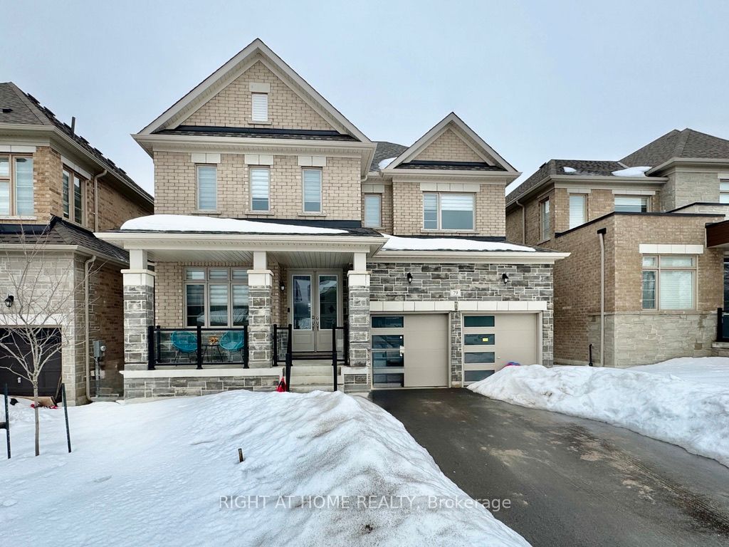 79 Calypso Avenue, Springwater, ON L9X 2C5