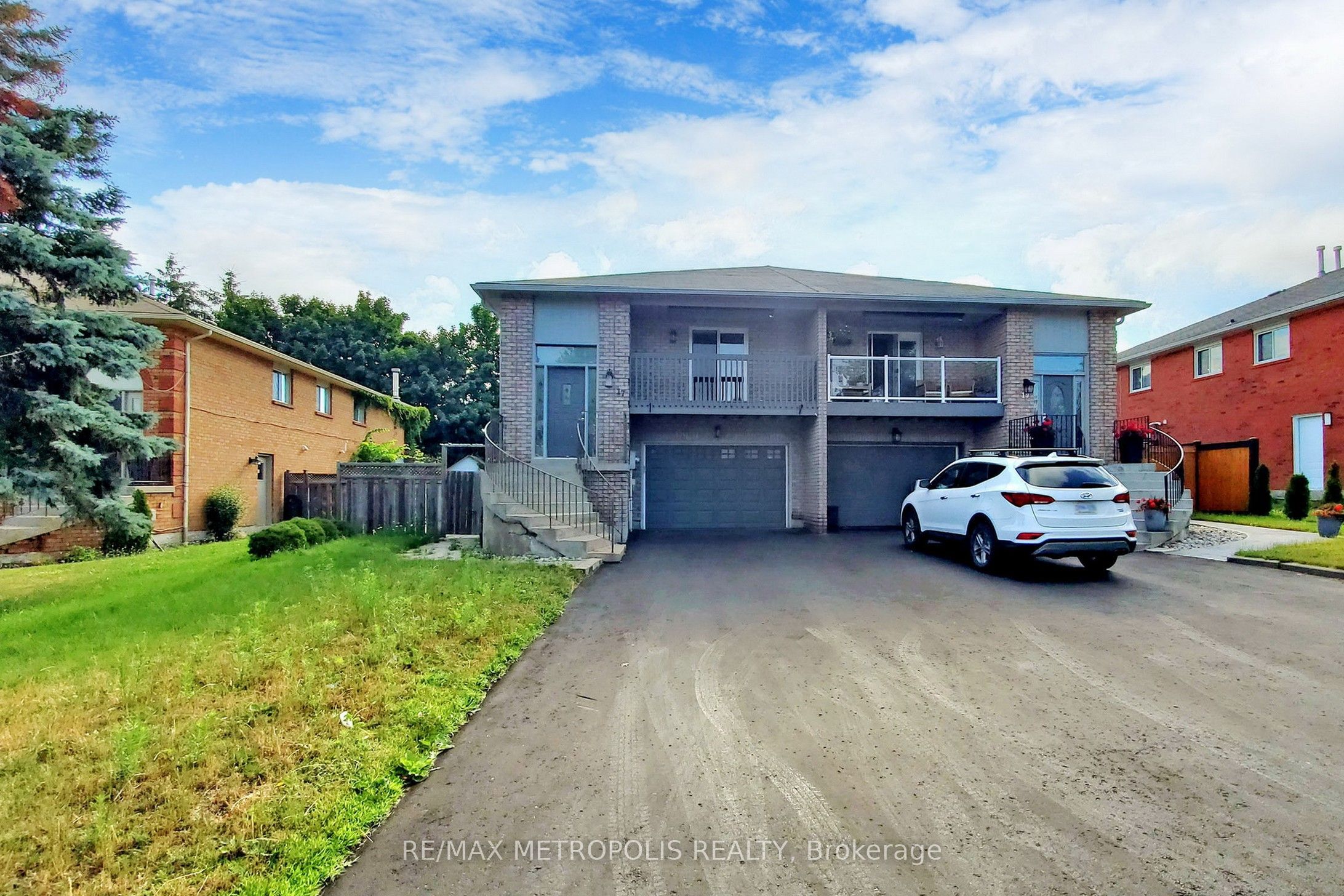 17 Porritt Street Lower, Barrie, ON L4N 6Y5
