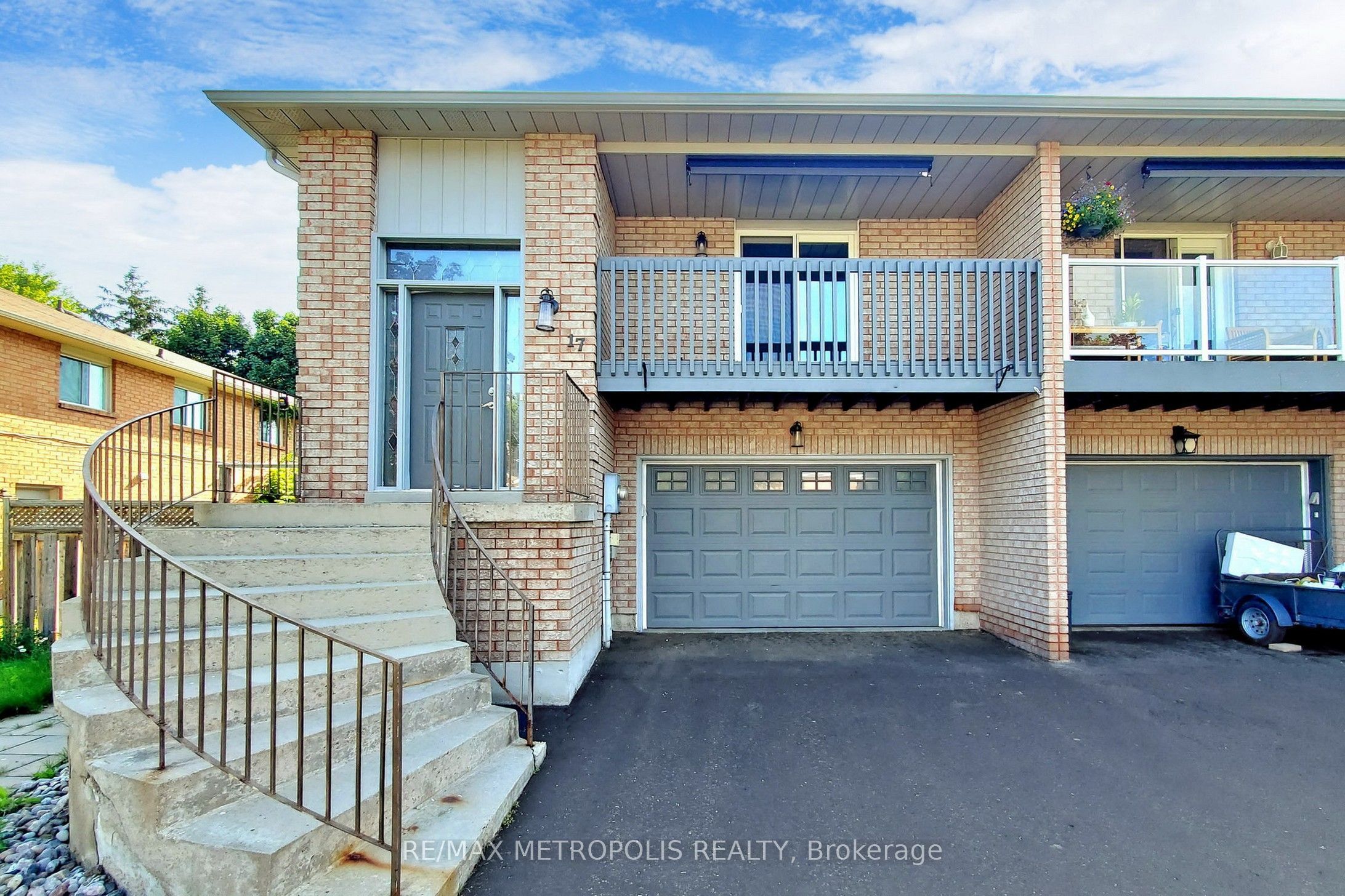 17 Porritt Street Lower, Barrie, ON L4N 6Y5 photo 3