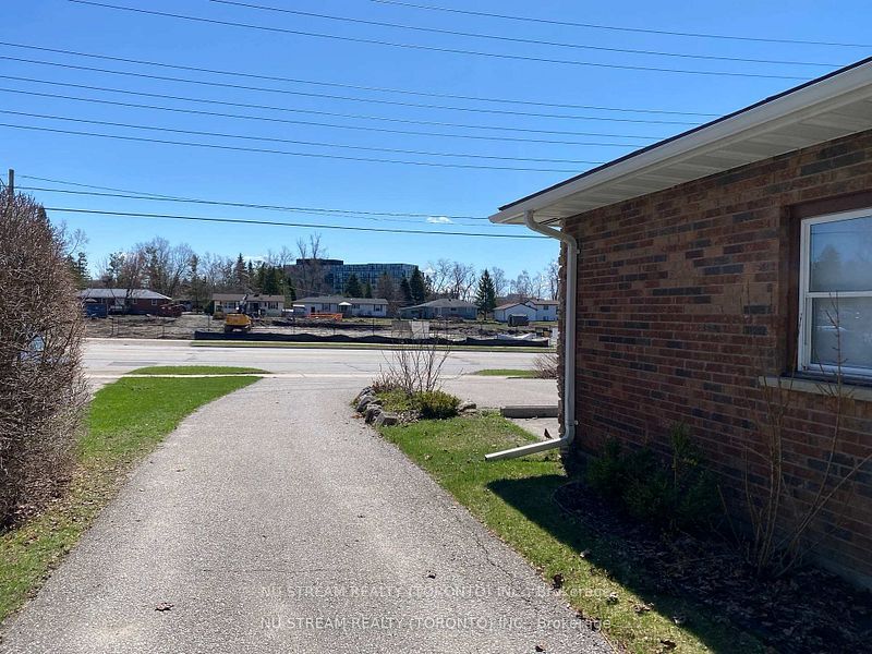 552 Big Bay Point Road, Barrie, ON L4N 3Z5 photo 5