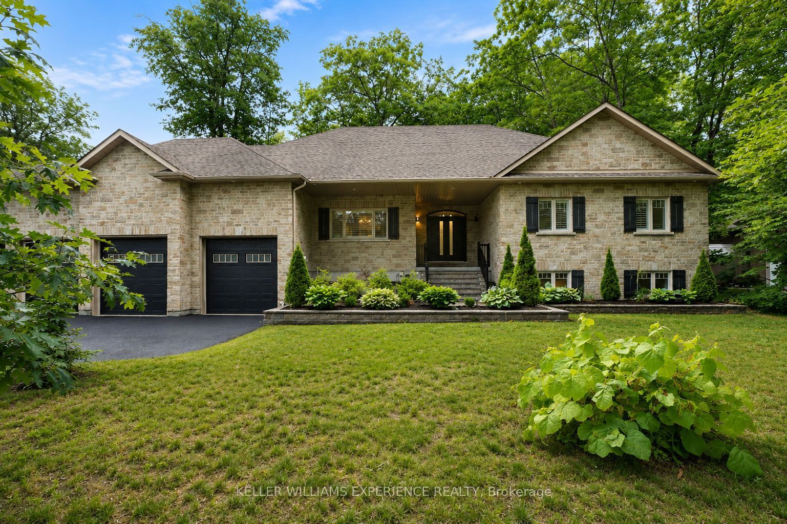 41 Heron Boulevard, Springwater, ON L0L 1Y3 photo 2