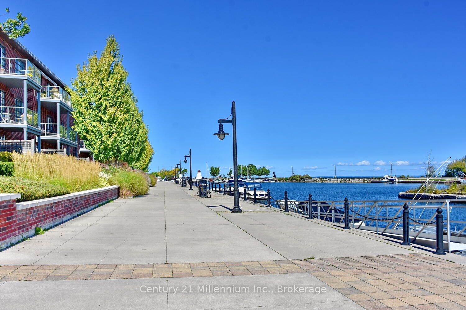1 Shipyard Lane 208, Collingwood, ON L9Y 0W2 photo 2