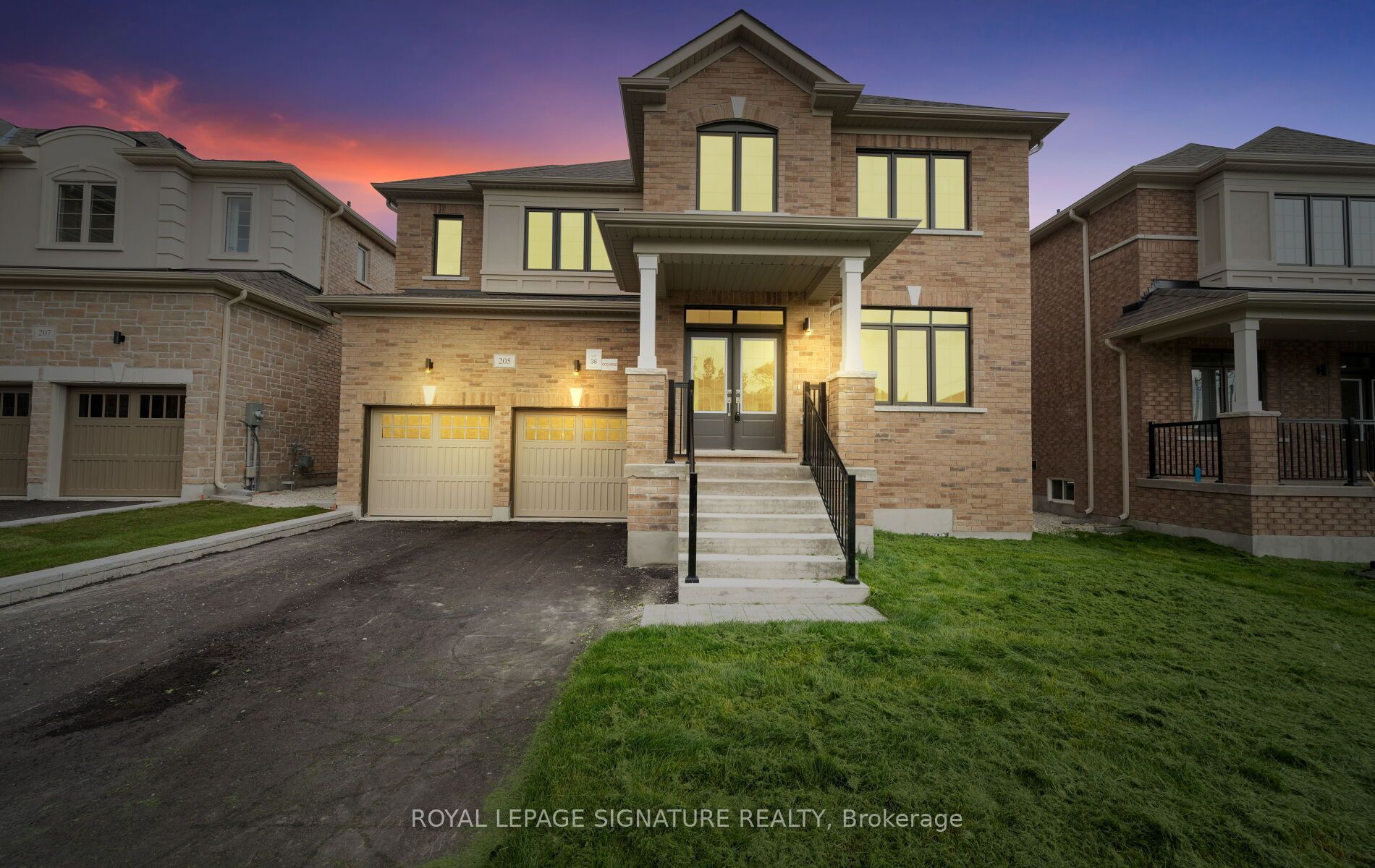 205 Warden Street, Clearview, ON L0M 1S0