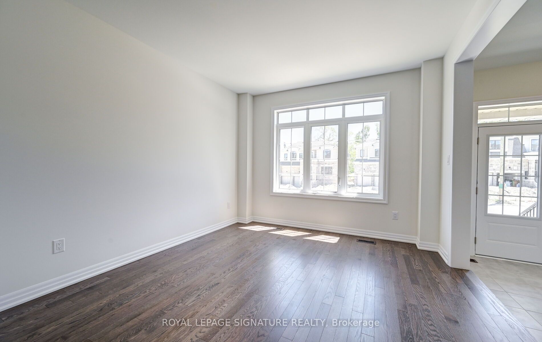 205 Warden Street, Clearview, ON L0M 1S0 photo 5
