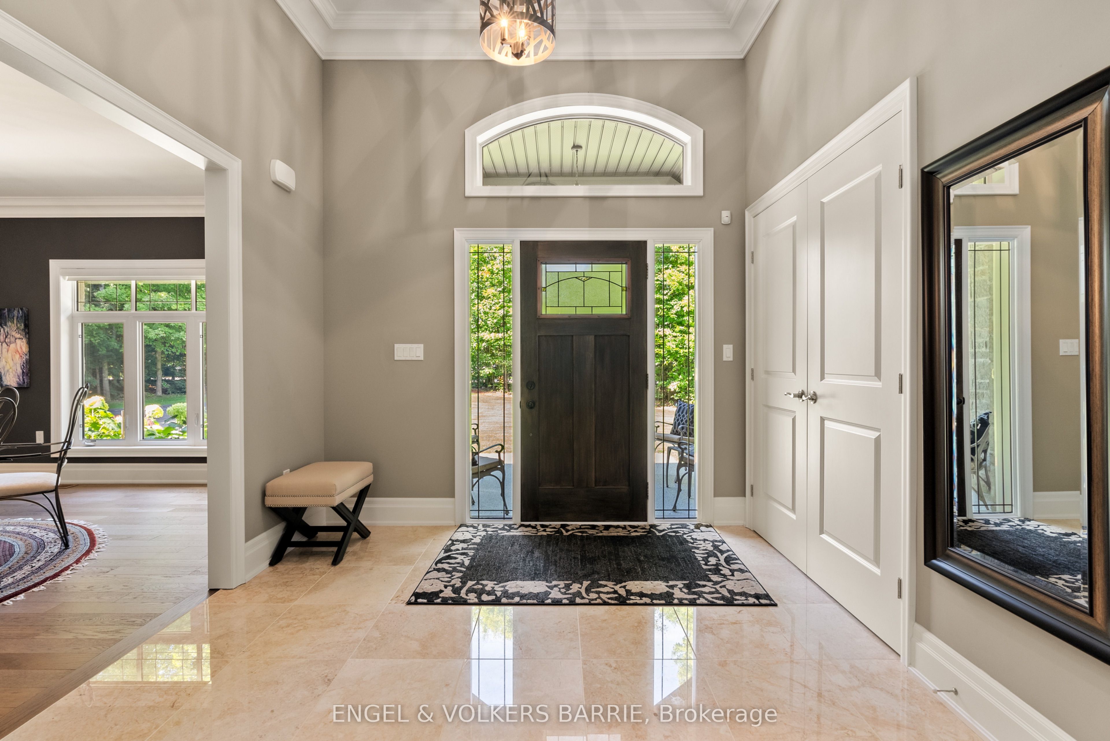 7 Gallagher Crescent, Springwater, ON L9X 0K1 photo 5