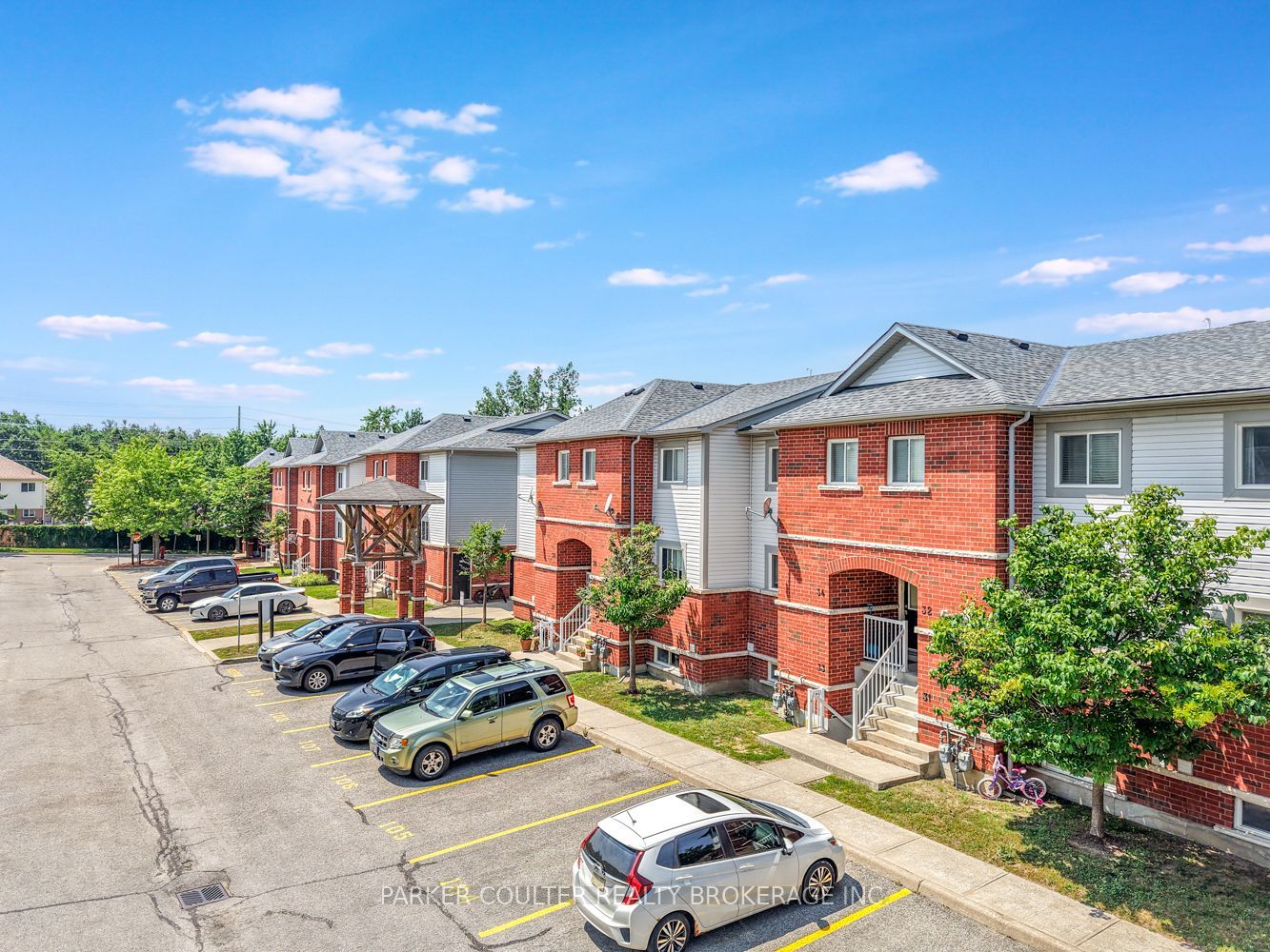 241 Ferndale Drive S 37, Barrie, ON L4N 0T6 photo 2