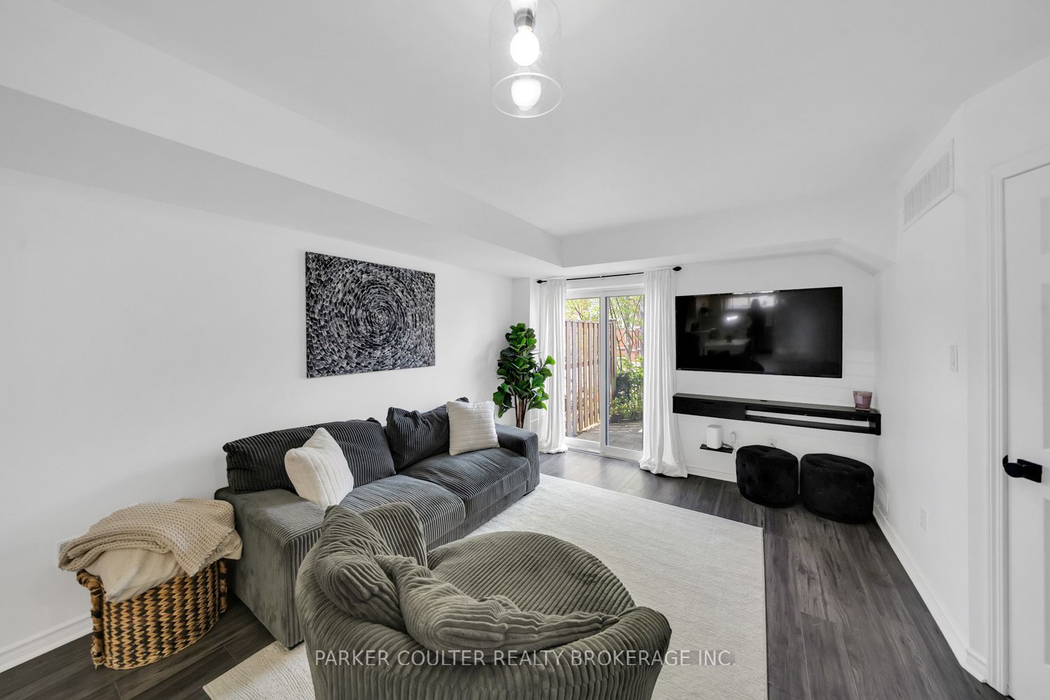 241 Ferndale Drive S 37, Barrie, ON L4N 0T6 photo 5