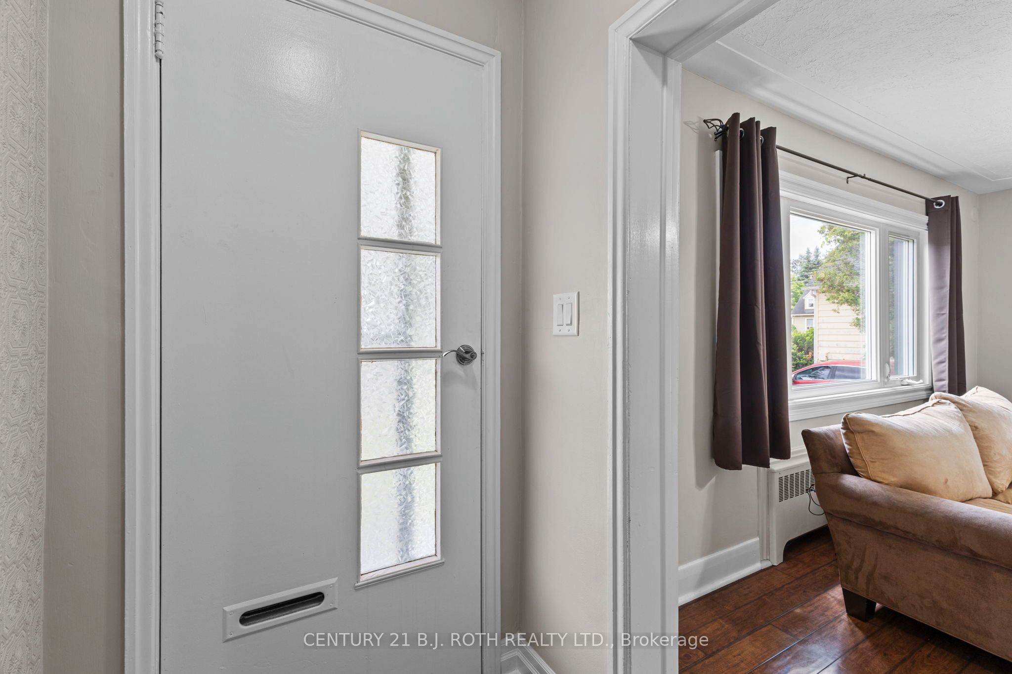 52 Marcus Street, Barrie, ON L4N 3L8 photo 3