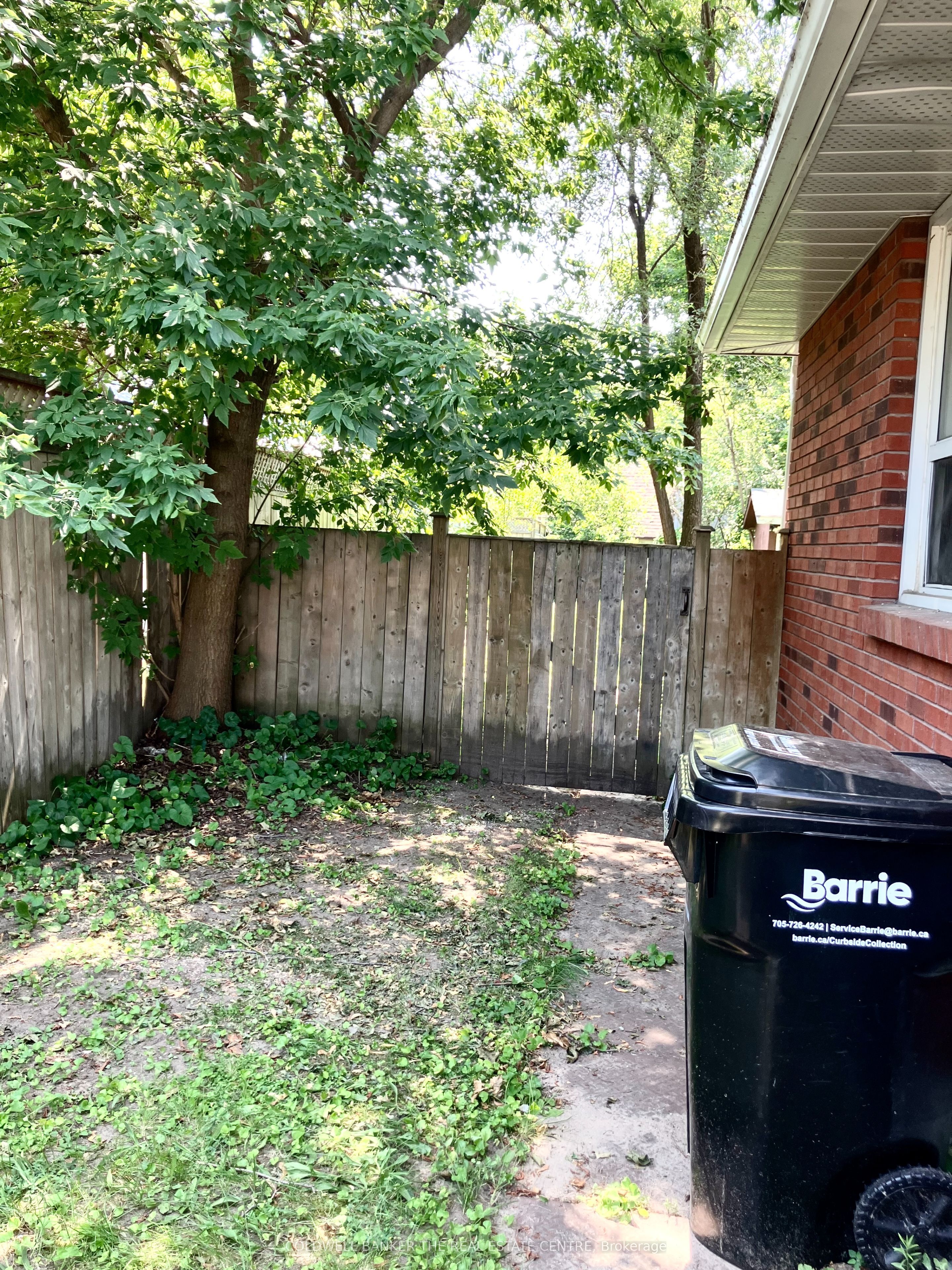 80 Innisfil Street B, Barrie, ON L4N 3E2 photo 2