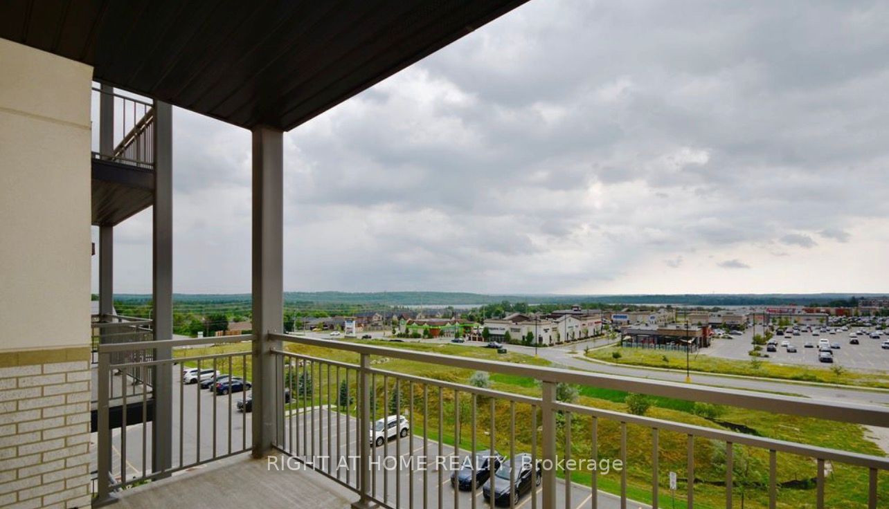 299 Cundles Road E 405, Barrie, ON L4M 0K9 photo 2