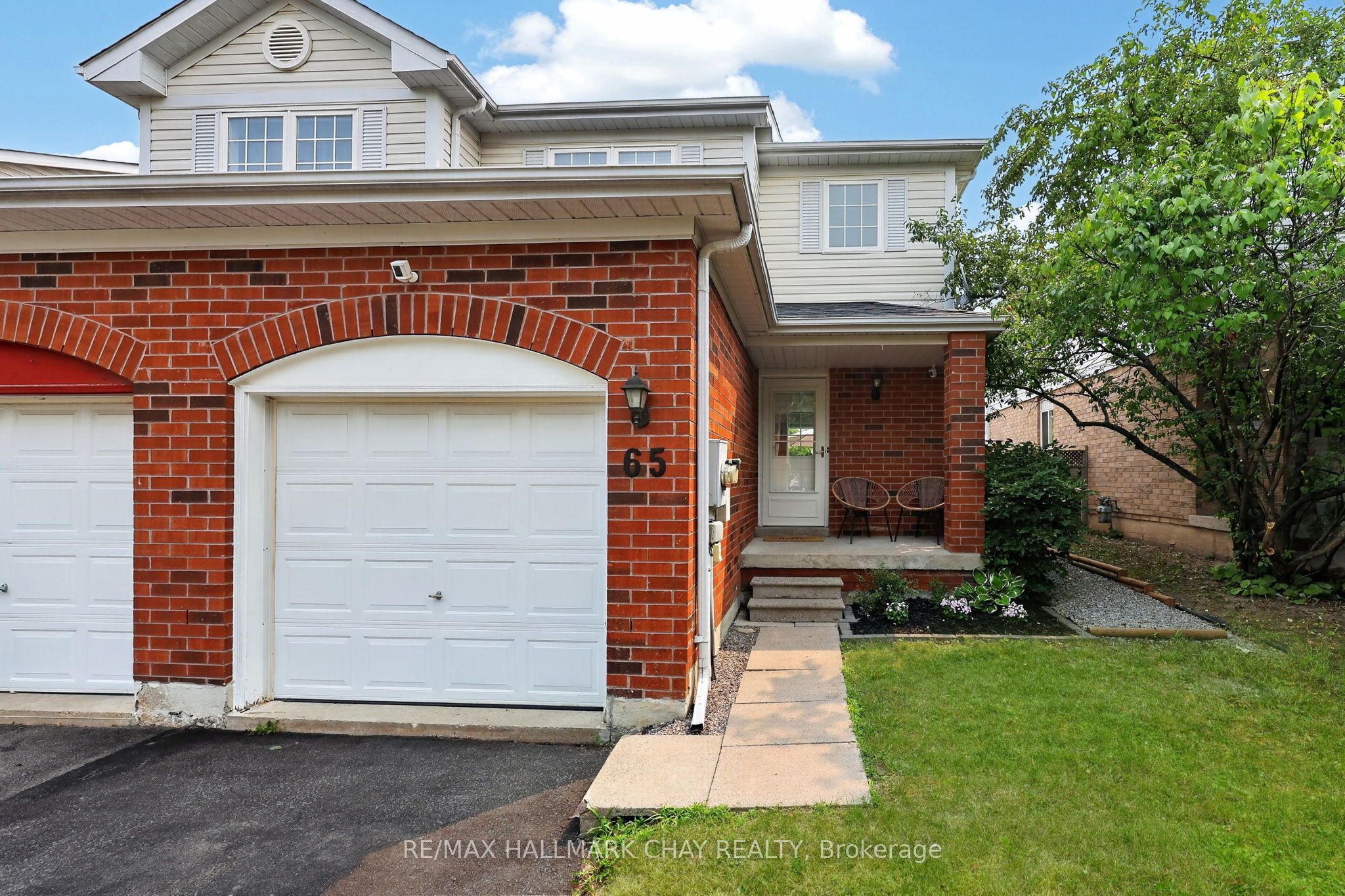 65 Pickett Crescent, Barrie, ON L4N 8C1
