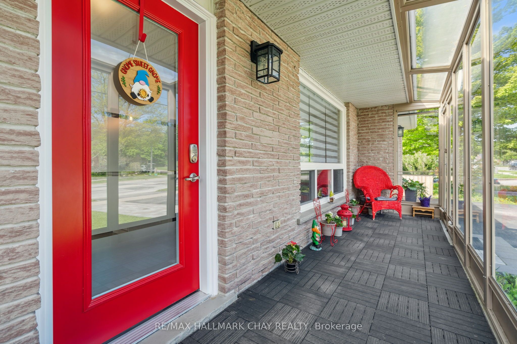257 Edgehill Drive, Barrie, ON L4N 7W9 photo 2