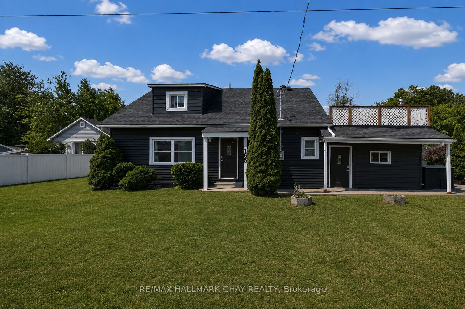 165 Cedar Island Road, Orillia, ON L3V 1S9