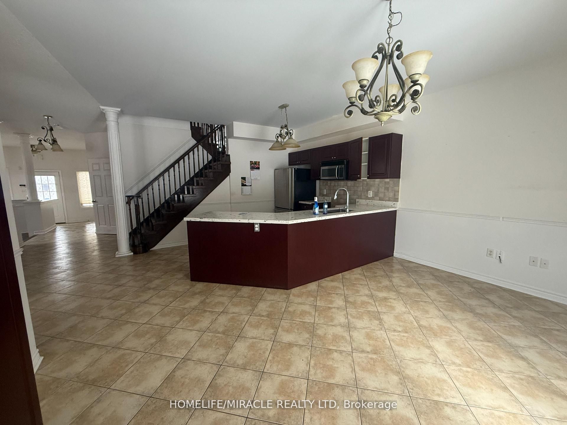 7 Black Ash Trail, Barrie, ON L4N 3K2 photo 4