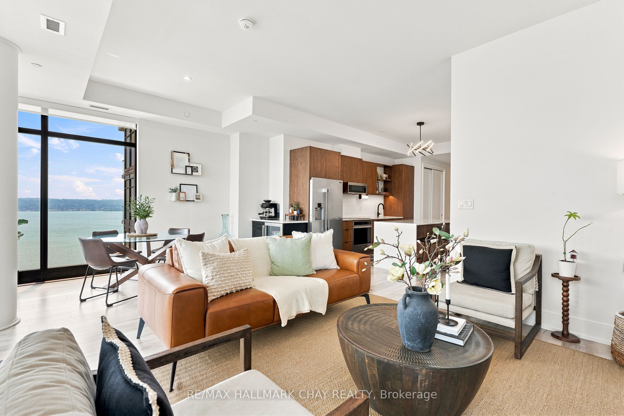 185 Dunlop Street E 914, Barrie, ON L4M 0L7 photo 5