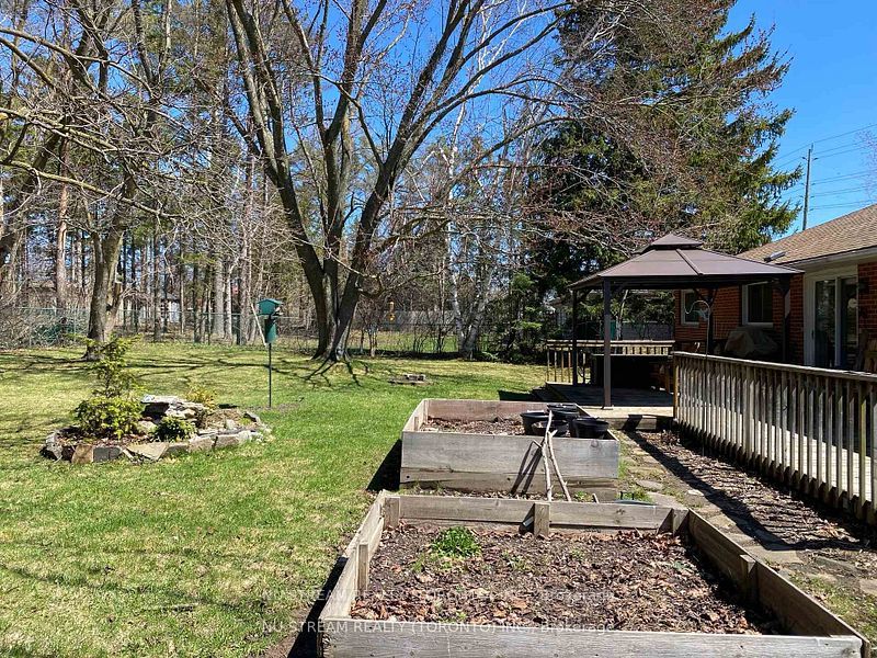 556 Big Bay Point Road, Barrie, ON L4N 3Z5 photo 5