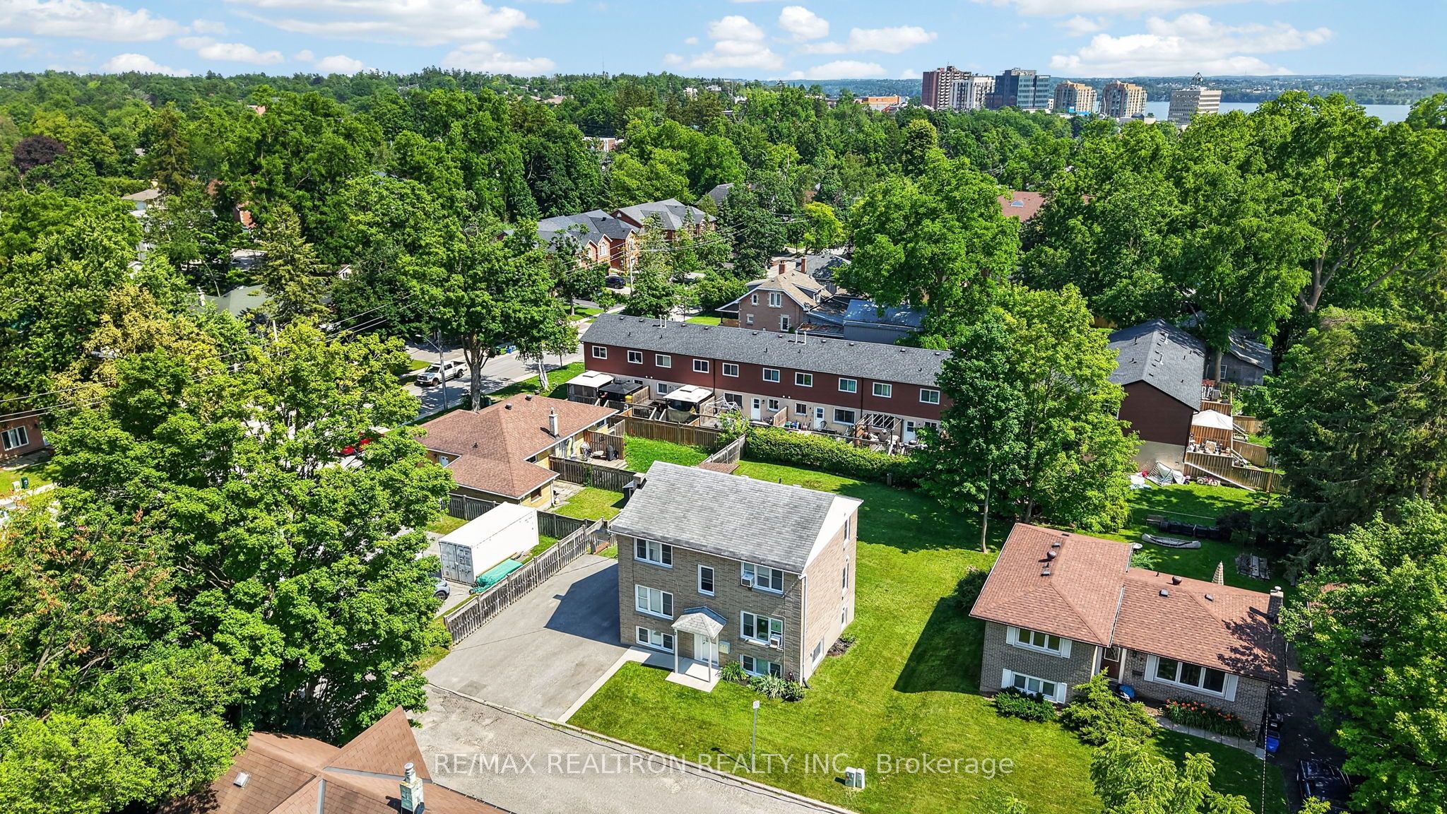 3 East Street, Barrie, ON L4M 2N3