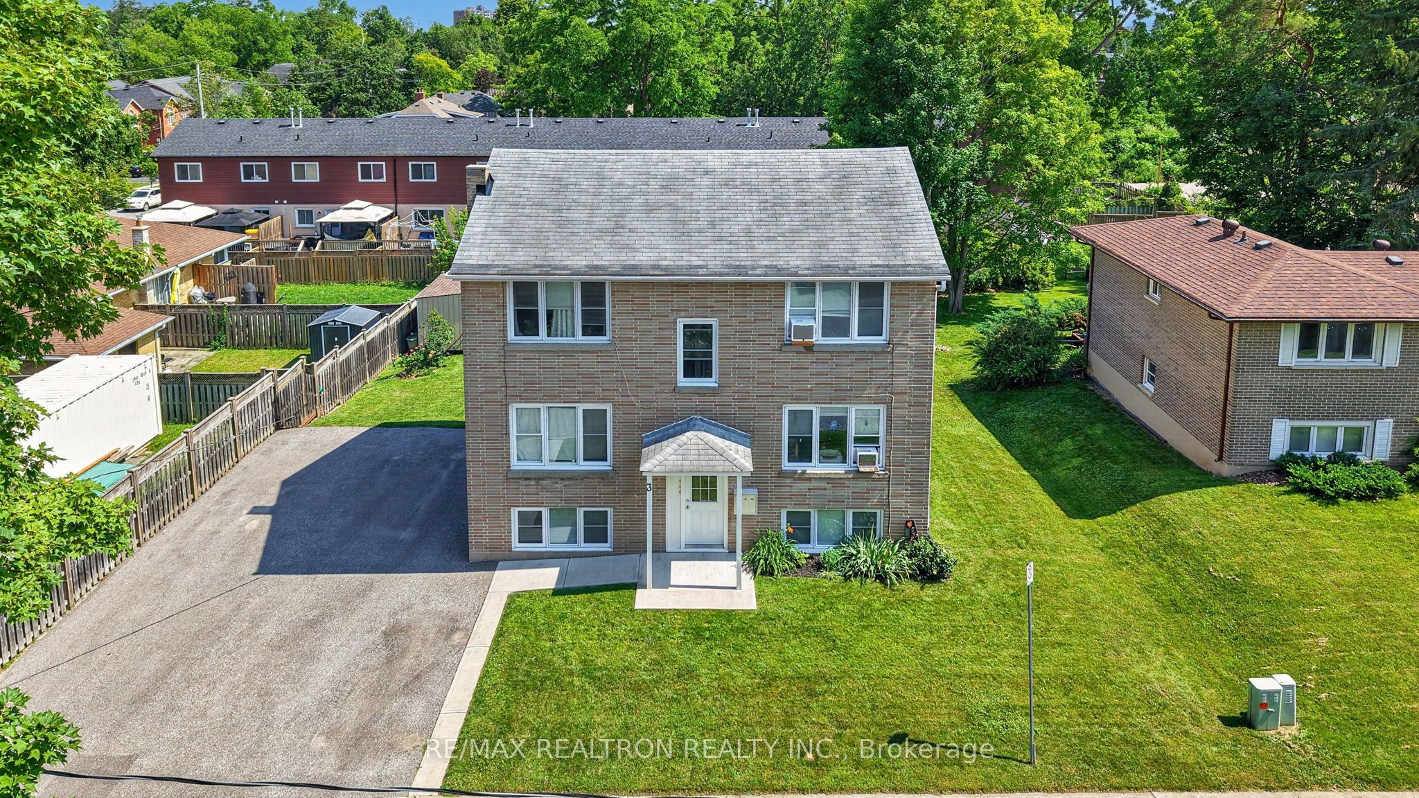 3 East Street, Barrie, ON L4M 2N3 photo 2
