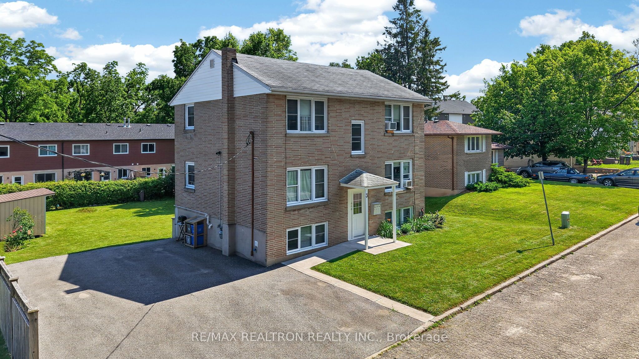 3 East Street, Barrie, ON L4M 2N3 photo 3